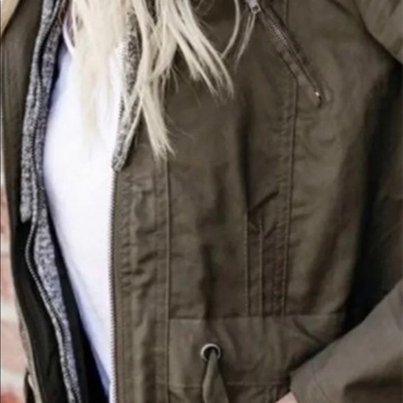 Vici utility military green jacket size S/M - Picture 6 of 8